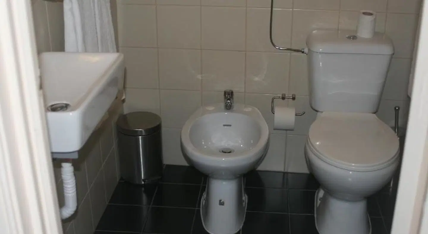 EvoraInn Badezimmer
