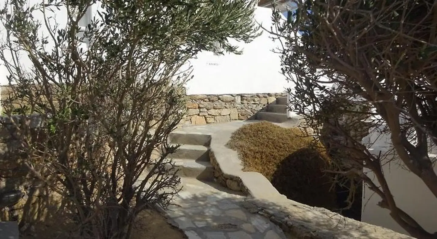 Antoninis Village LANDSCAPE