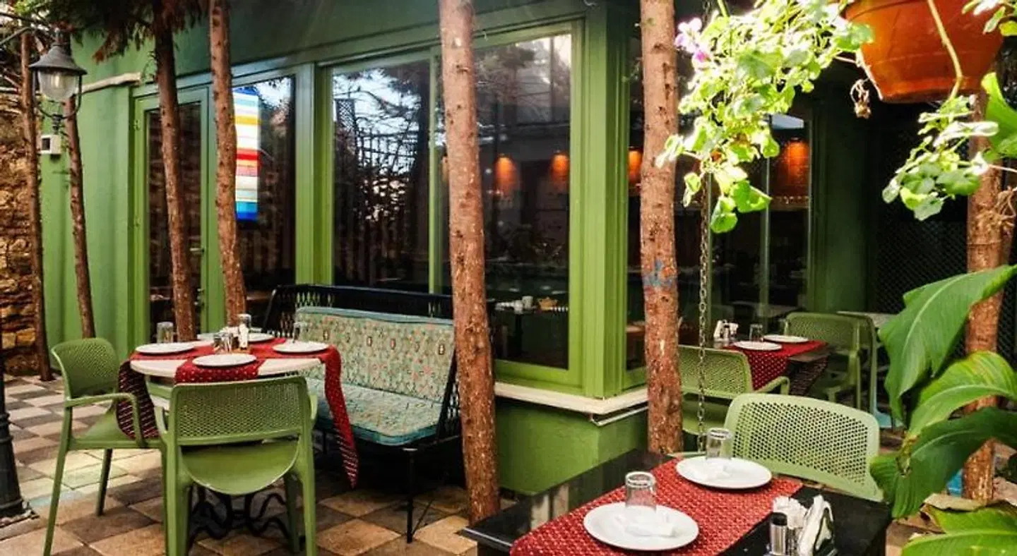 Sublime Porte Hotel Restaurant