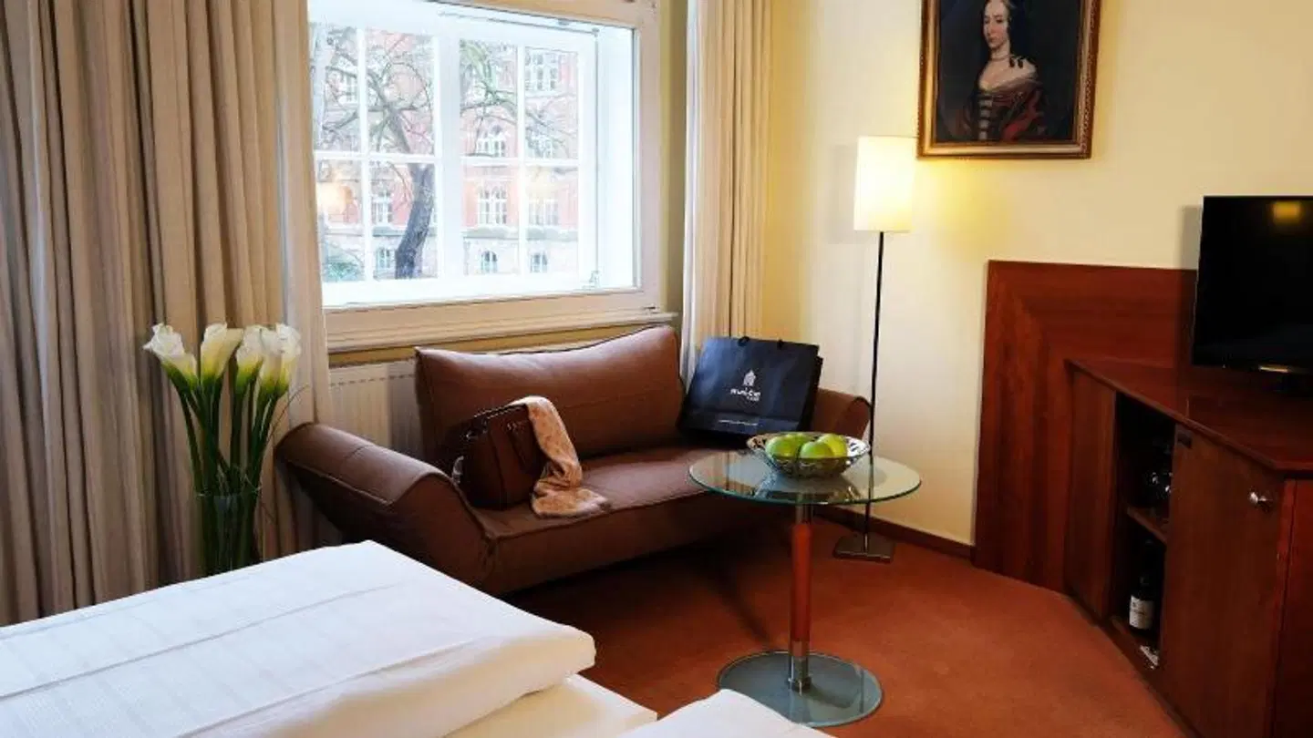 Hotel zur Fürstabtei ROOM_EXAMPLE