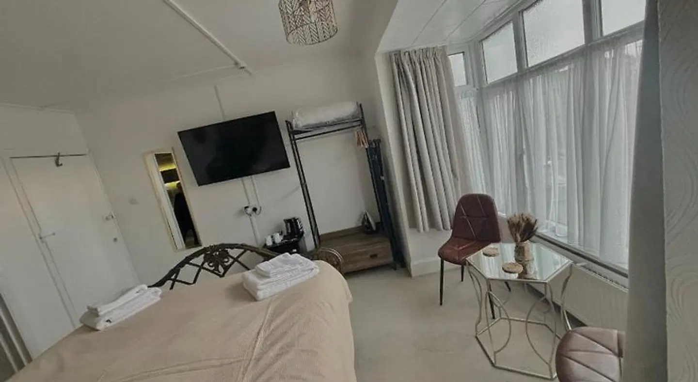 The Saxby Hotel ROOM_EXAMPLE