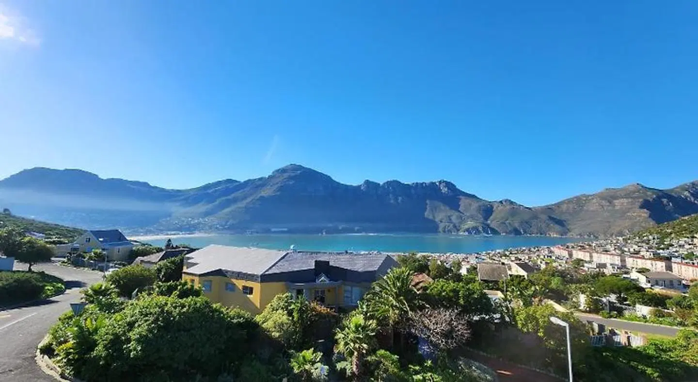 Hout Bay Breeze LANDSCAPE