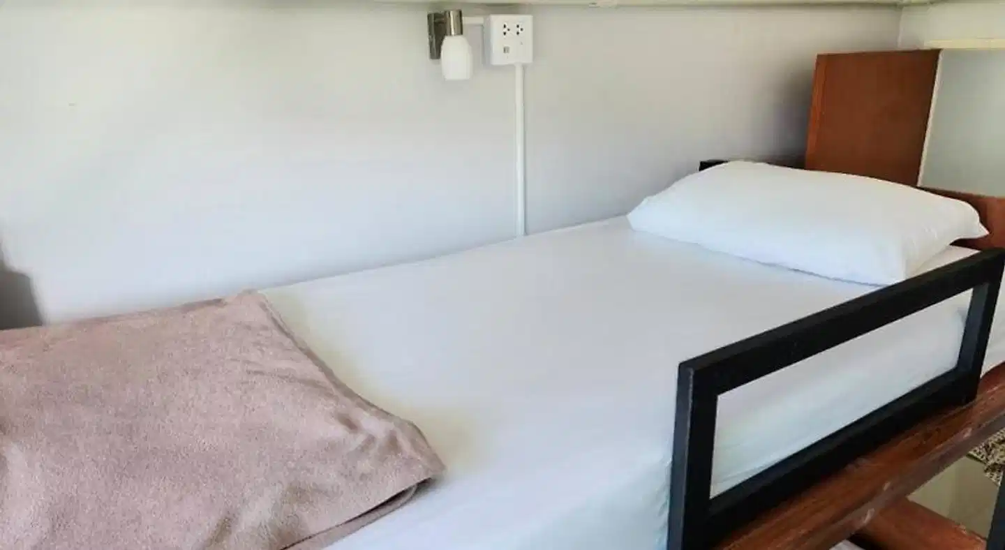 Theppahrak Hostel Khaolak Wohnbeispiel