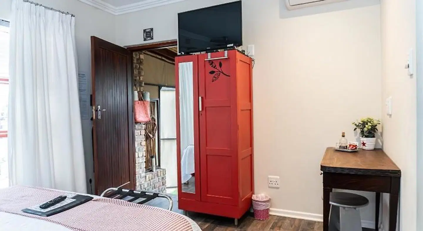 Earthbound B&B ROOM_EXAMPLE