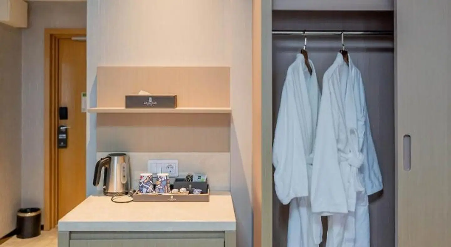 Livington Hotel ROOM_EXAMPLE