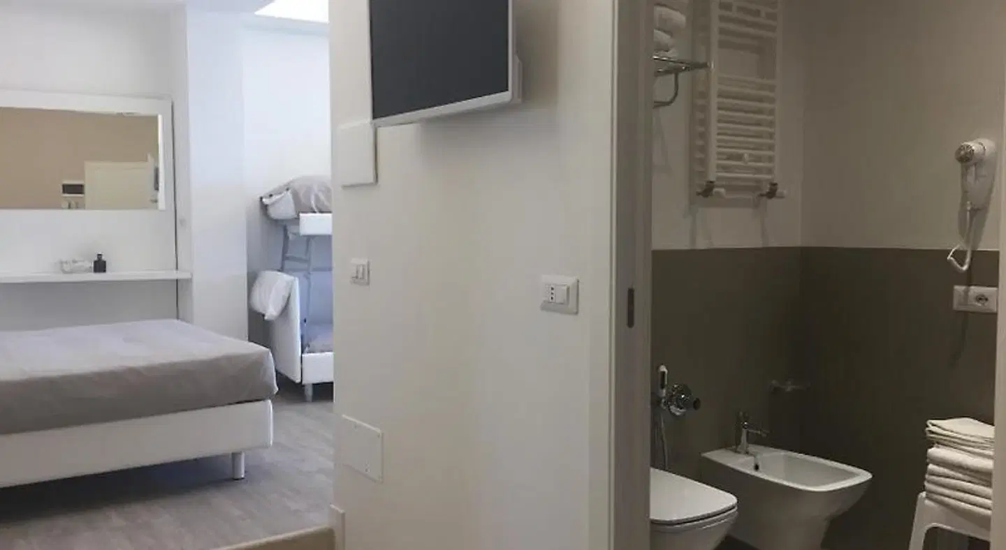 Hotel Ardea Badezimmer