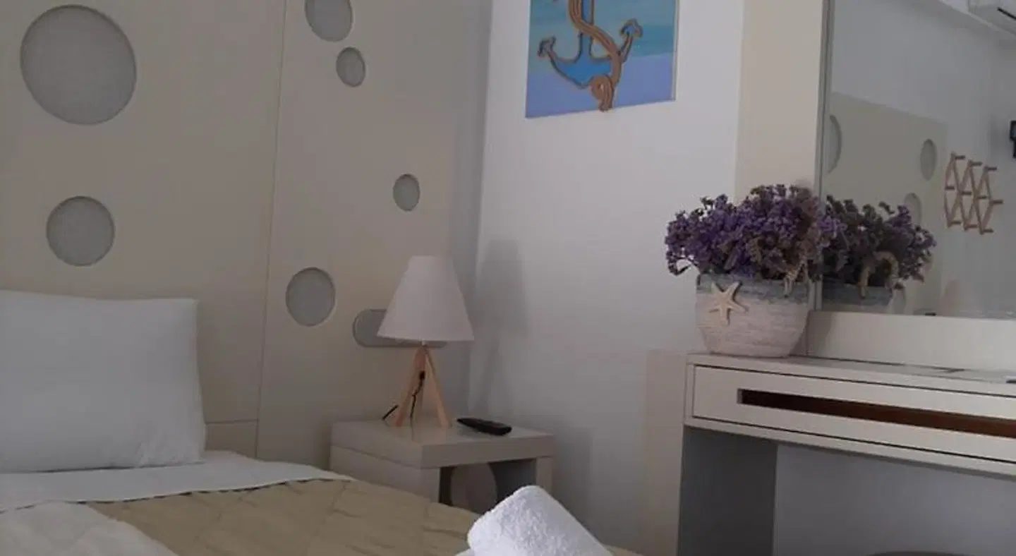 Chaniotis Studios ROOM_EXAMPLE