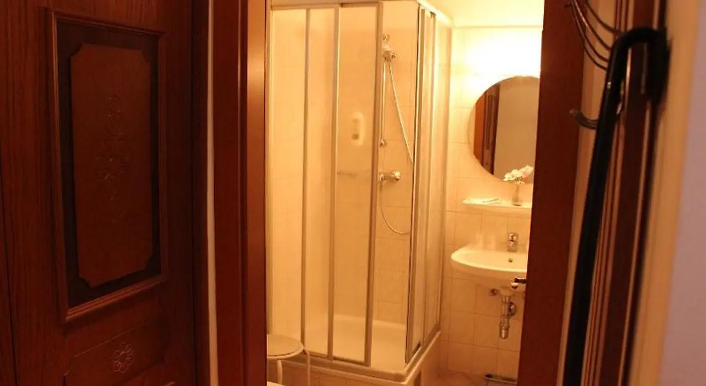 Pension Wolfgangsee Badezimmer