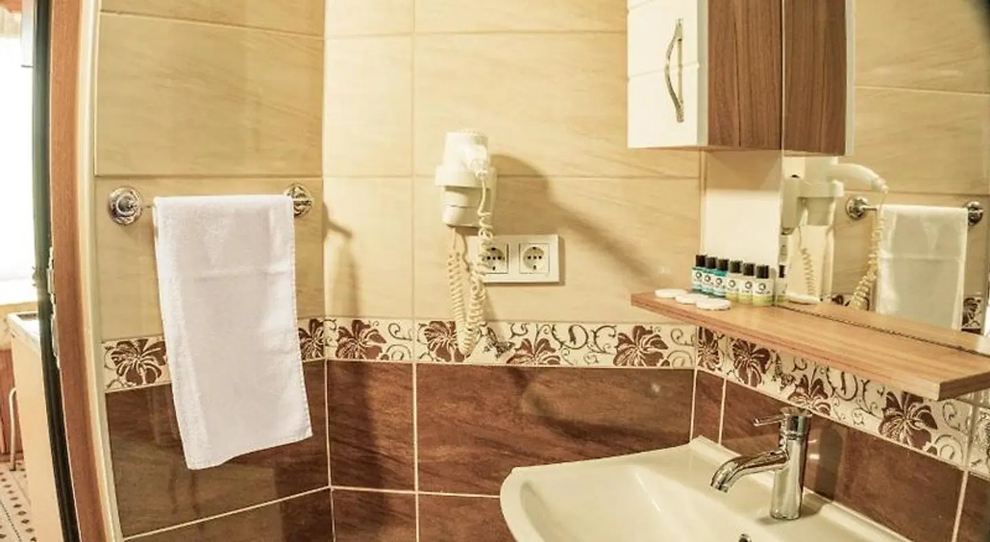 Green Life Apart Hotel Badezimmer