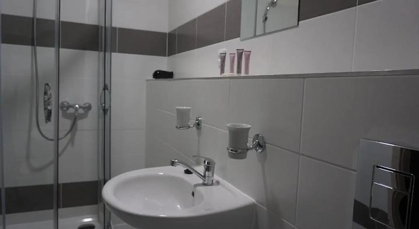 Hotel Metropol CB Badezimmer