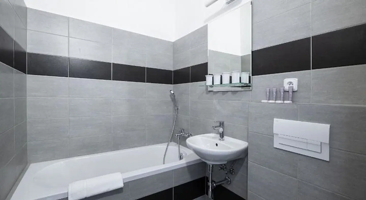 Hotel Metropol CB Badezimmer