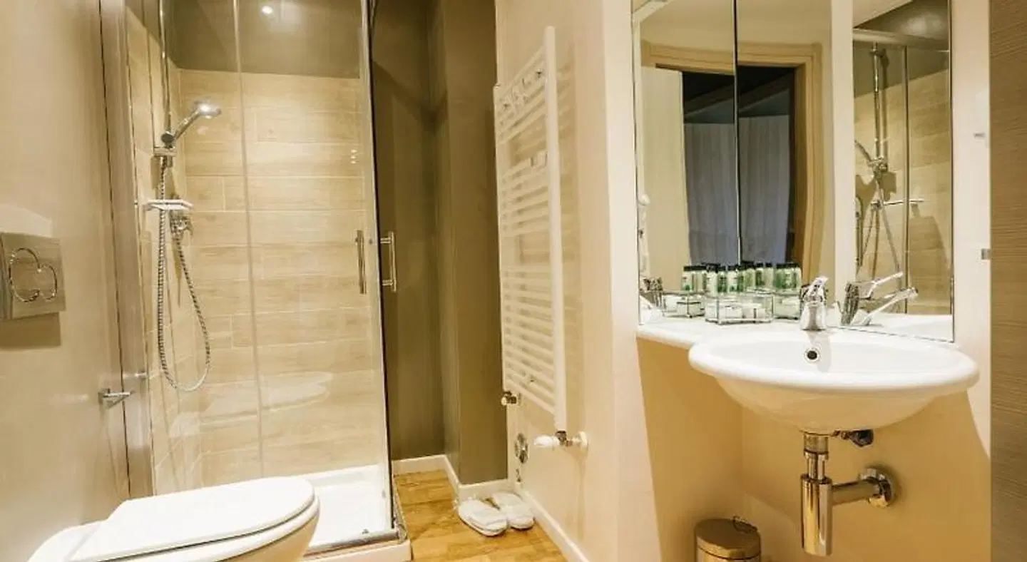 Apart Hotel Torino Badezimmer
