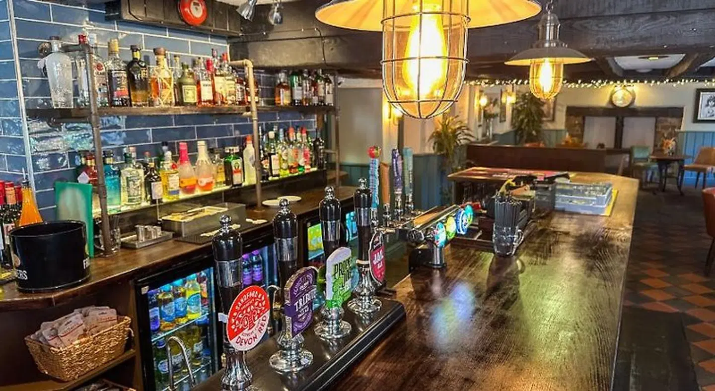 Blue Ball Inn Bar