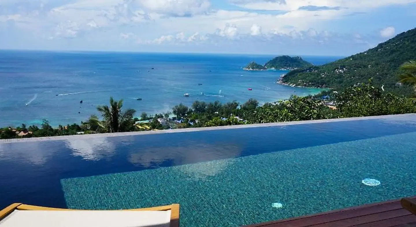 Naroua Villas OUTDOOR_POOL