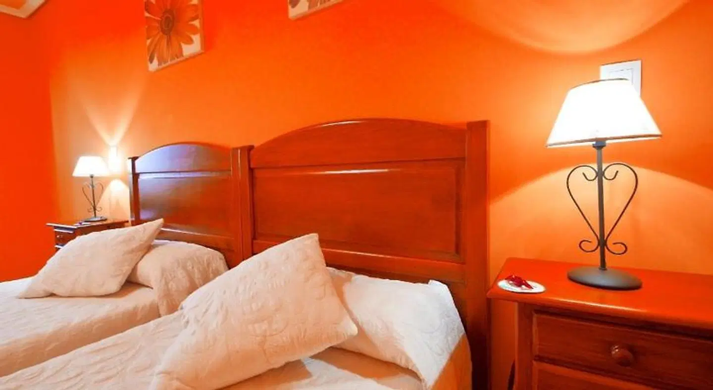 Posada de Villacarriedo ROOM_EXAMPLE