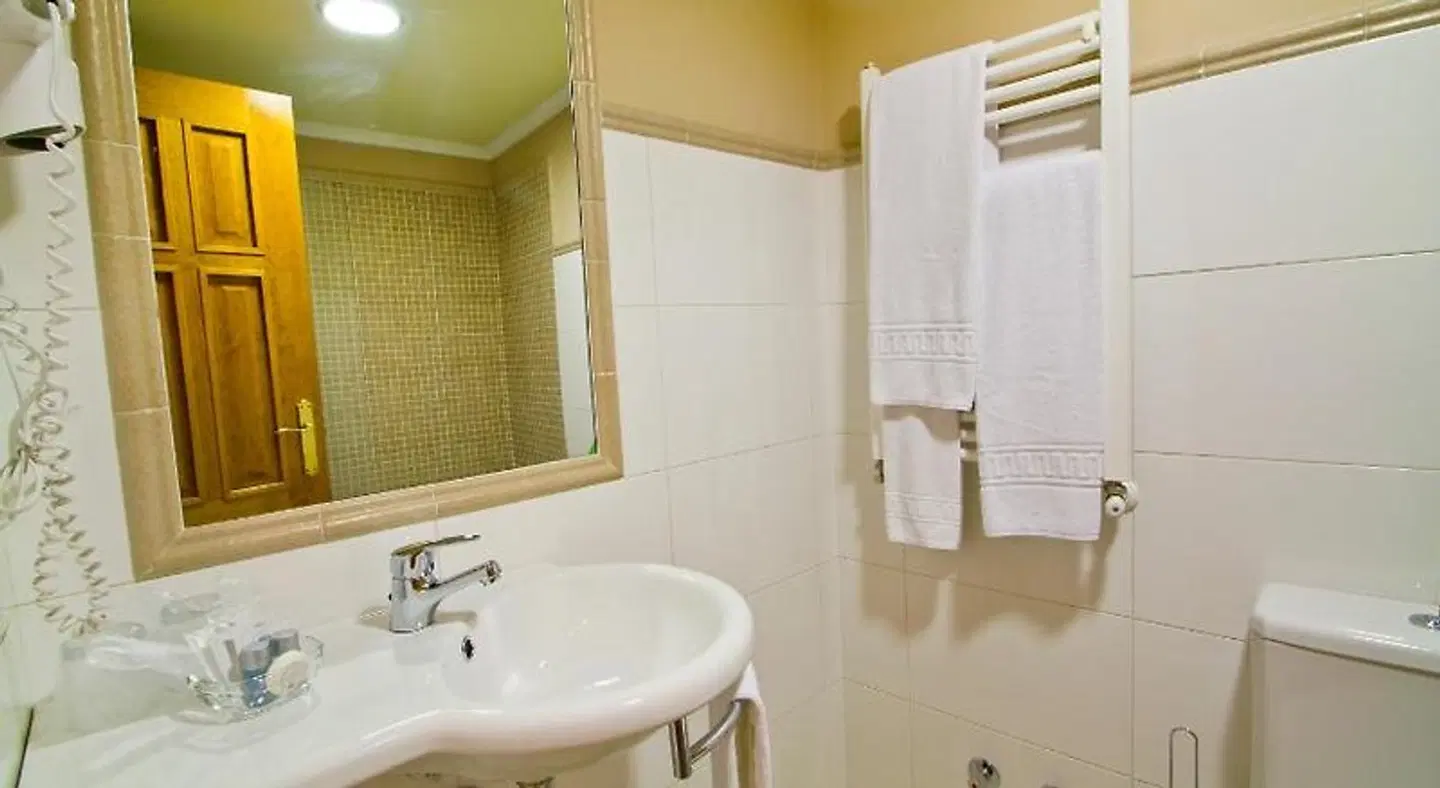 Posada de Villacarriedo Badezimmer