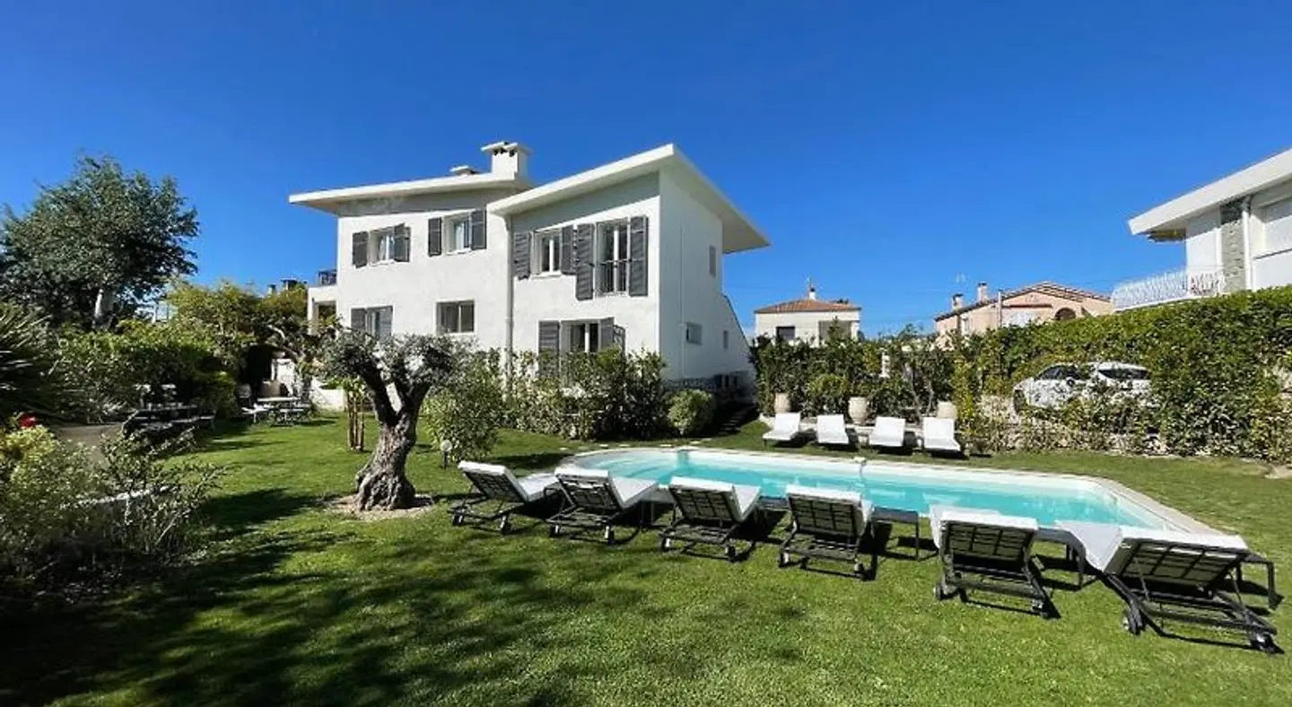 Villa Louise-Rose OUTDOOR_POOL