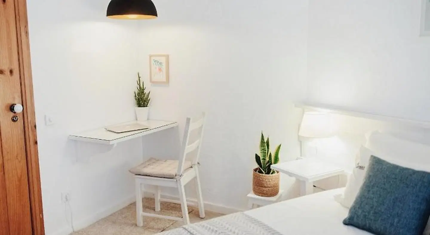Ericeira Villa Surf Camp Hostel ROOM_EXAMPLE