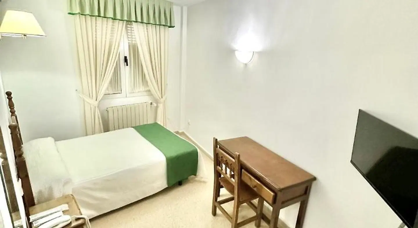 Hostal Vista Alegre ROOM_EXAMPLE