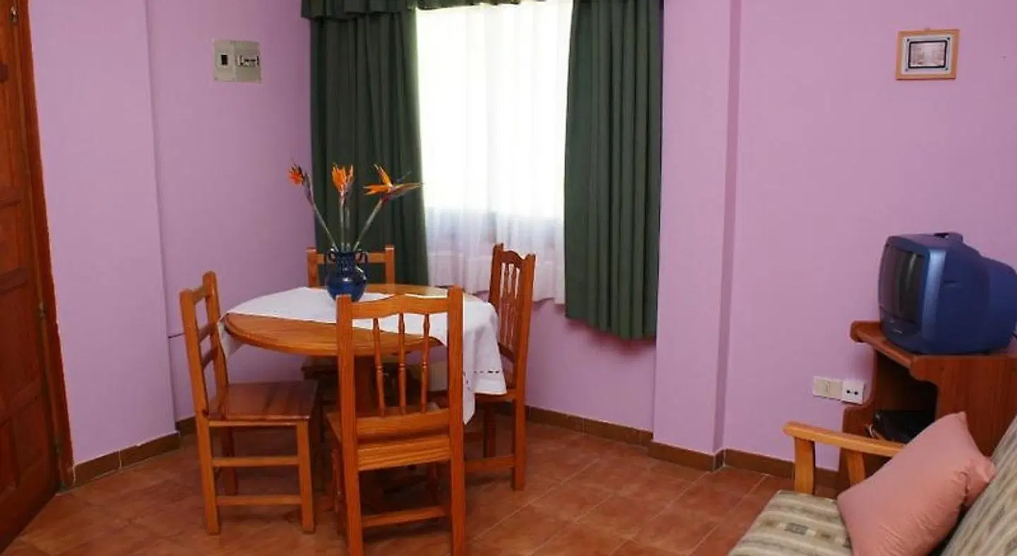 Apartamentos Nelly ROOM_EXAMPLE