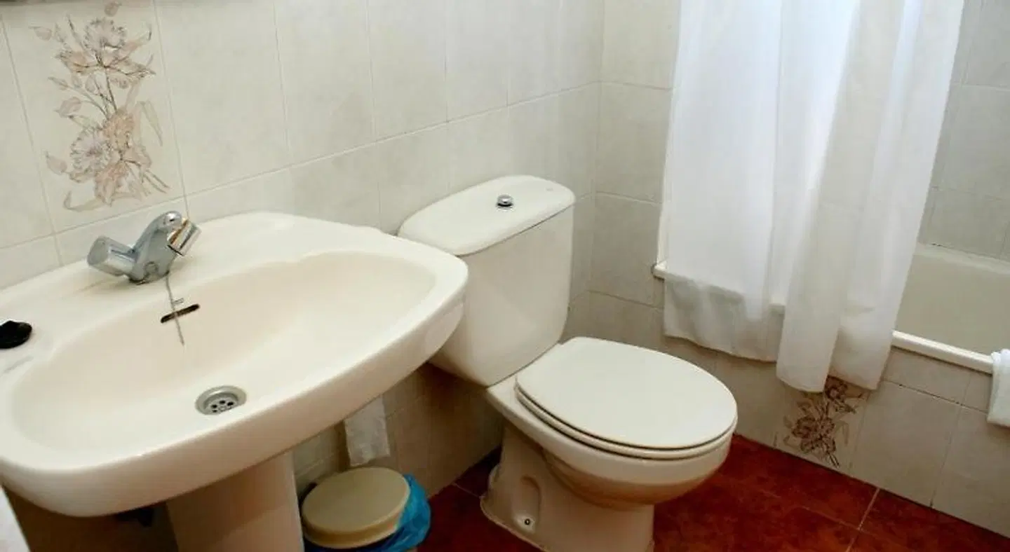 Apartamentos Nelly Badezimmer