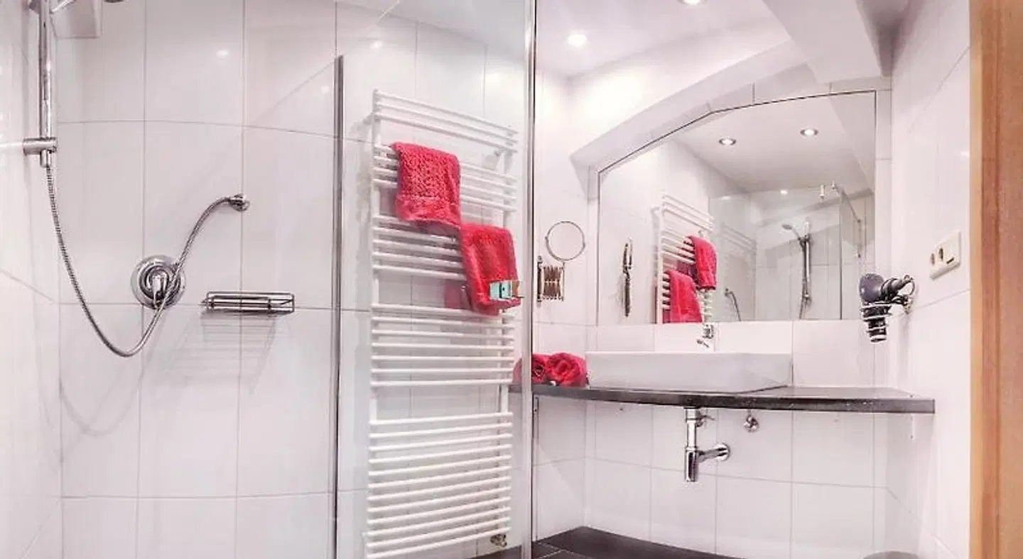 Haus Piz Lad Badezimmer