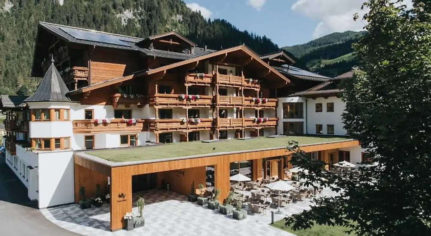 Hotel Tauernhof EXTERIOR