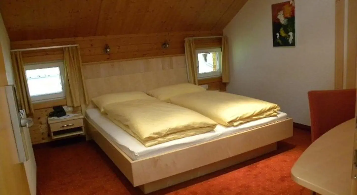 n Apartments Hotel ROOM_EXAMPLE