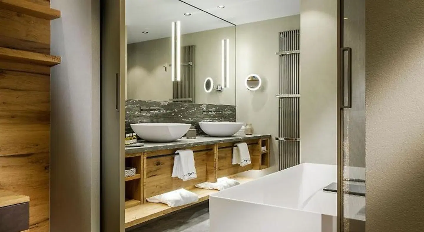 Hotel Arlberg Lech Badezimmer