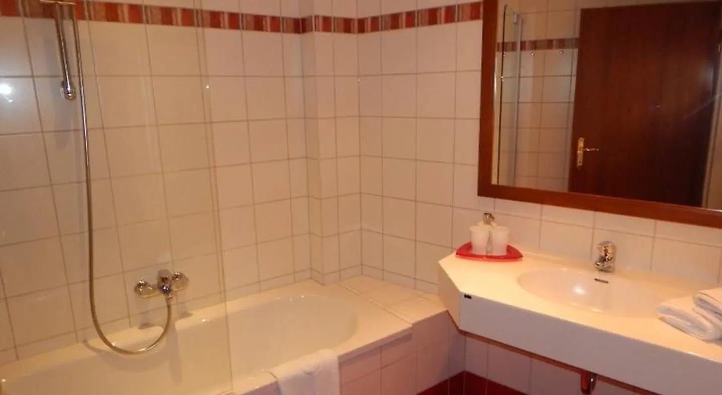 Hotel & Restaurant Neustifter Badezimmer