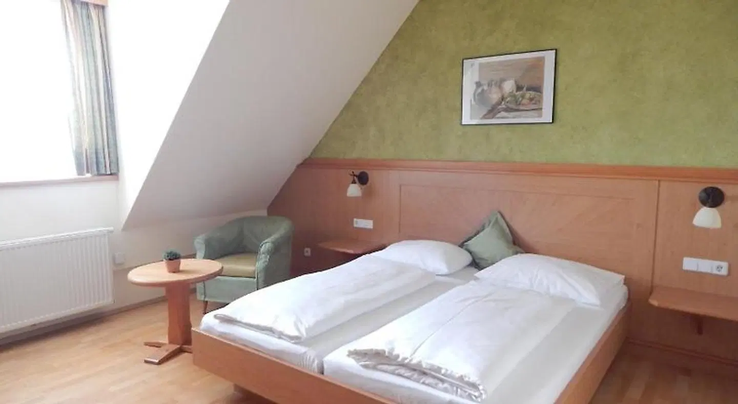 Hotel & Restaurant Neustifter ROOM_EXAMPLE