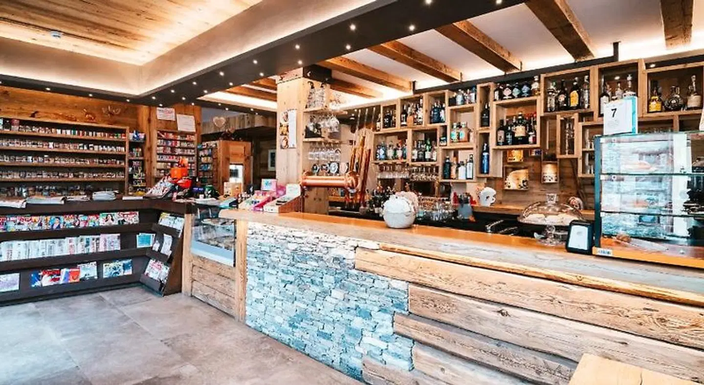 Serendipity Hotel Bar