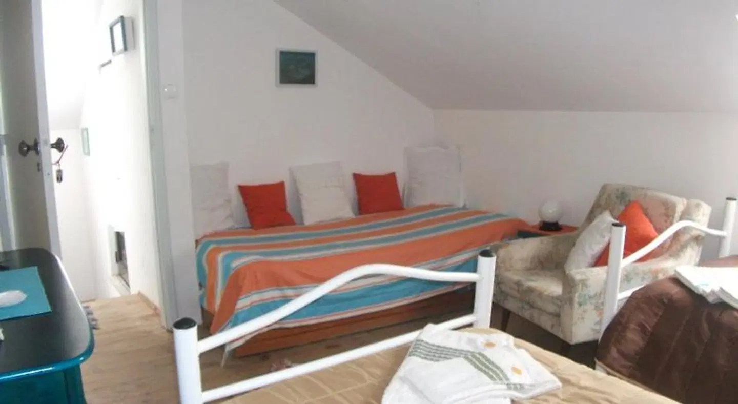 West Coast Beach Hostel ROOM_EXAMPLE