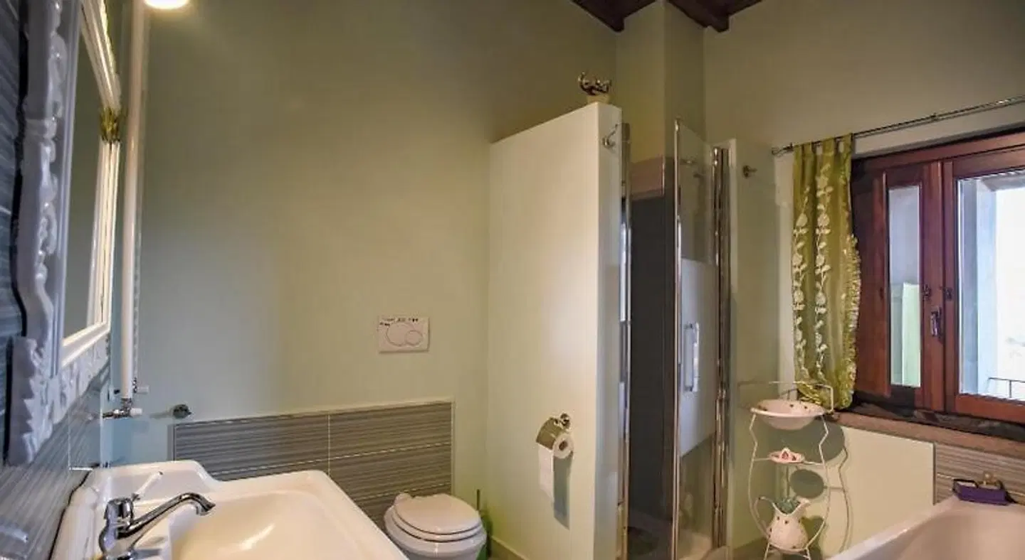 Villa Farfalla Bianca Badezimmer
