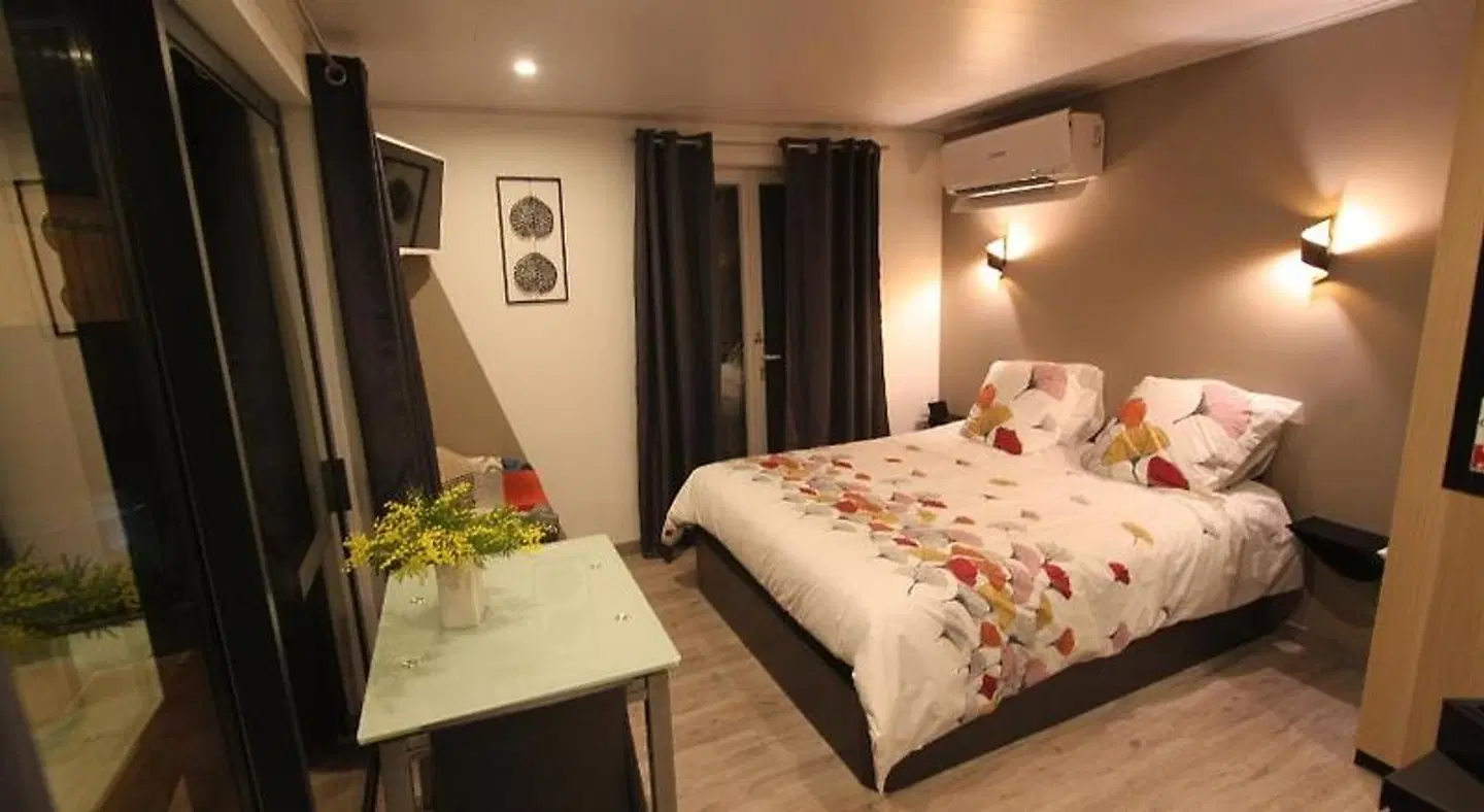 La chambre des Onglous ROOM_EXAMPLE