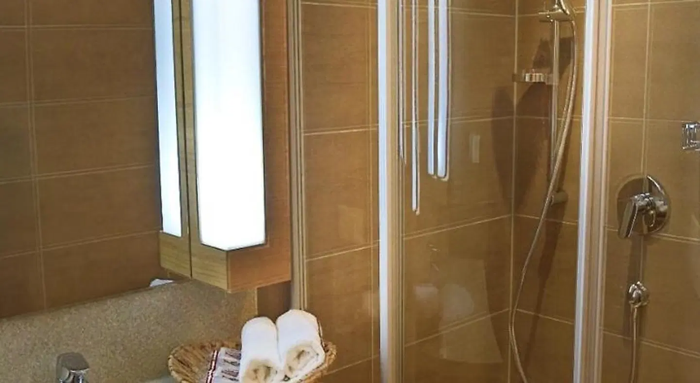 Hotel Leobersdorfer Hof Badezimmer