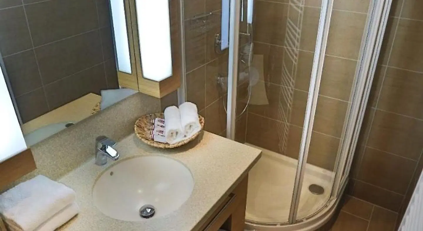 Hotel Leobersdorfer Hof Badezimmer