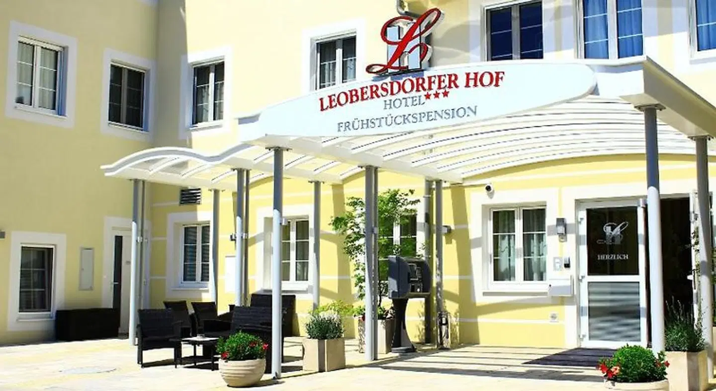 Hotel Leobersdorfer Hof EXTERIOR