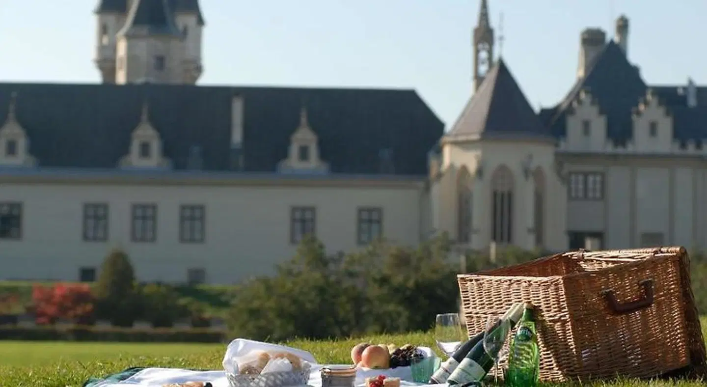 MÖRWALD Hotel Schloss Grafenegg Terrasse