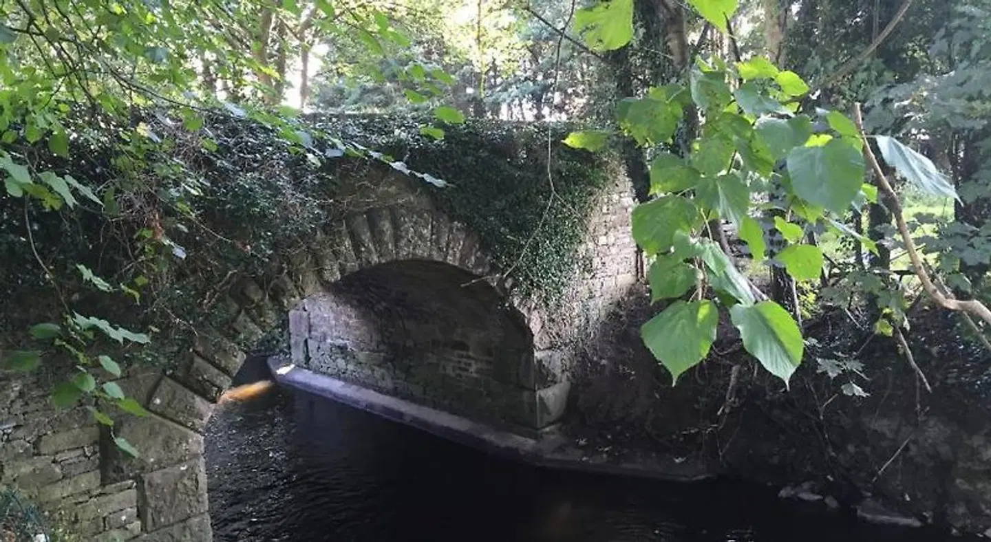 Riverbank, Country Pub and Guesthouse Garten
