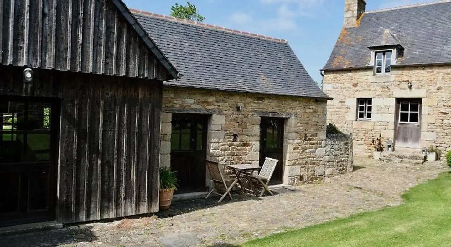 Manoir De l'Isle EXTERIOR