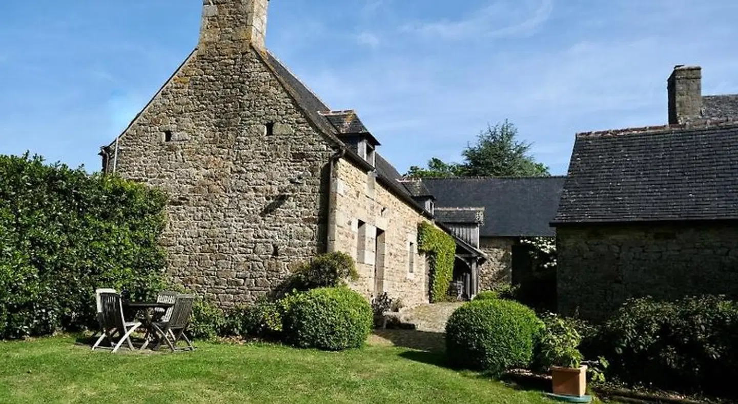 Manoir De l'Isle EXTERIOR