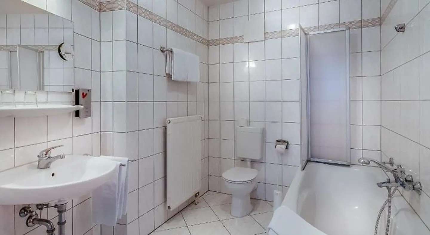 Zur Burg Badezimmer