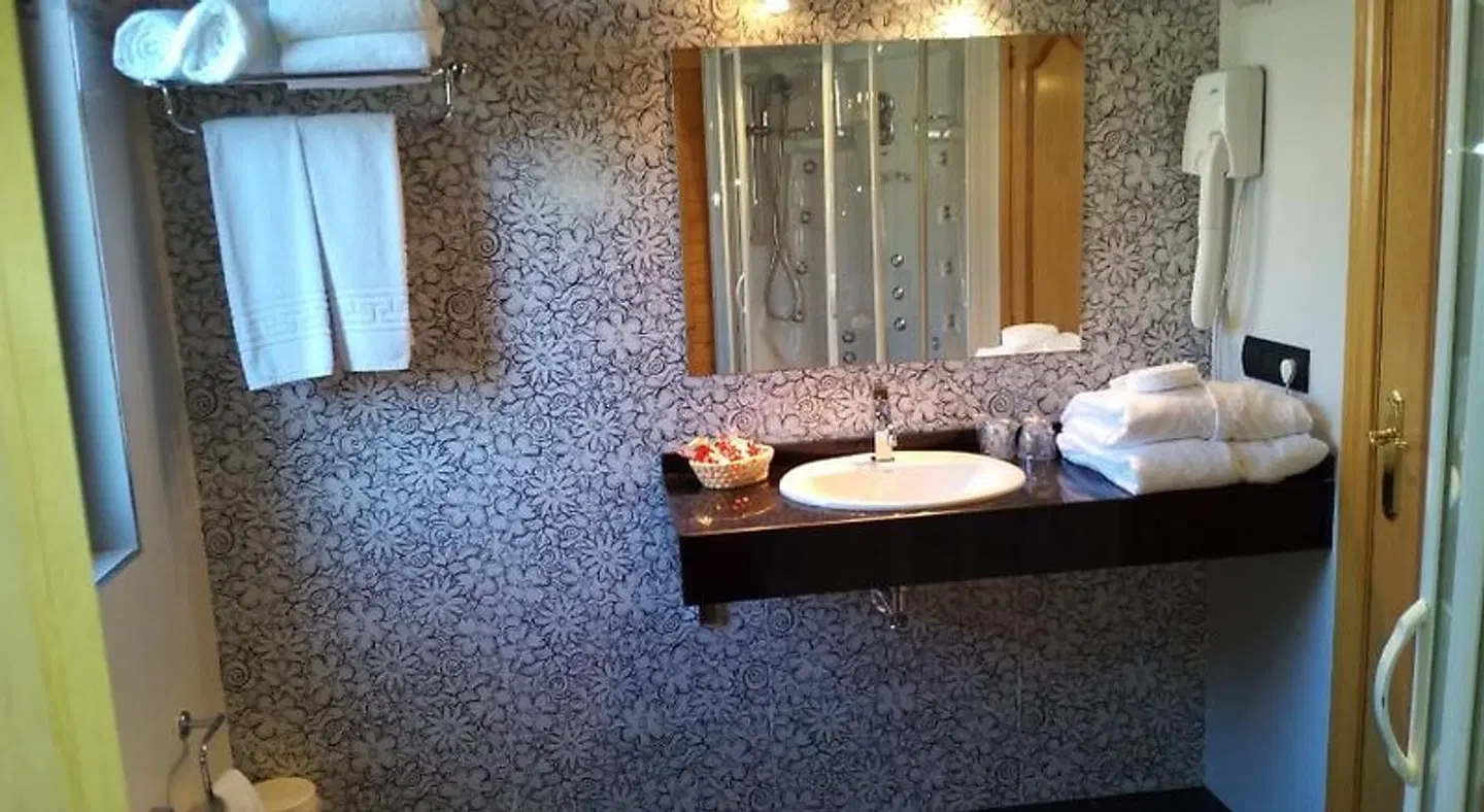Motel Acropolis Badezimmer