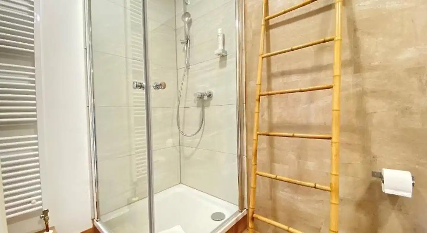 Amaroo - Apartments Potsdam Brandenburger Tor Badezimmer