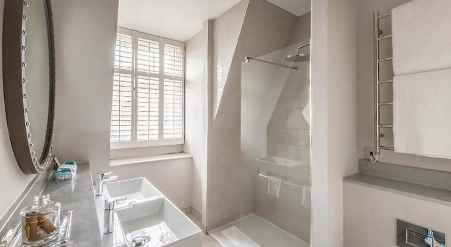 Bristol Harbour Hotel Badezimmer