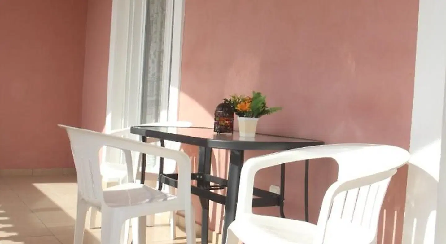 Paradiso Apartments ROOM_EXAMPLE