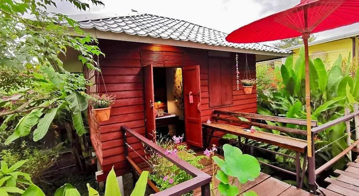 Mango House HEALTH_BEAUTY