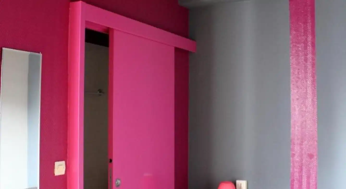 Arty Paris Hostel & Budget Hotel Wellness