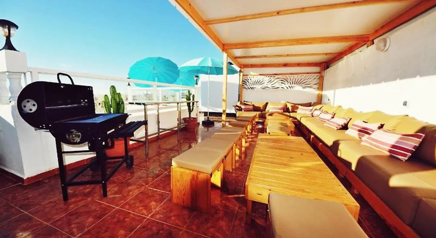 Hola Surf Morocco Terrasse